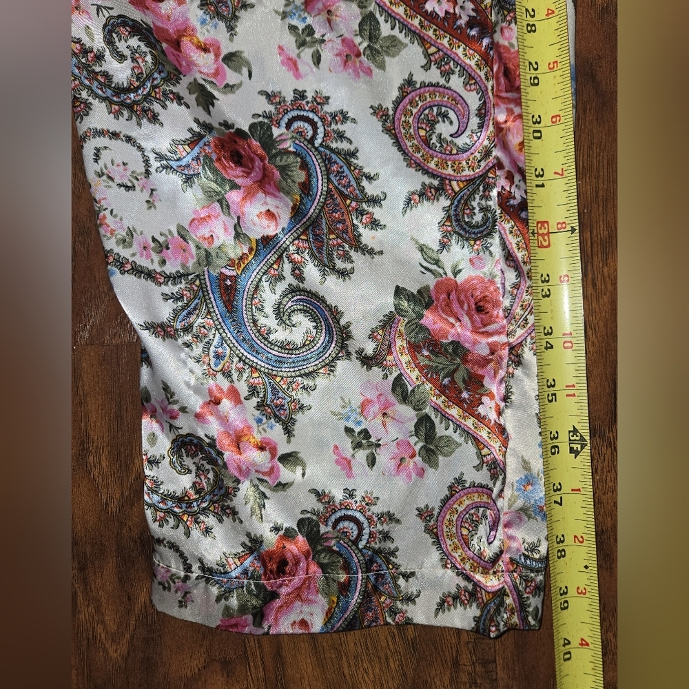 Victoria's Secret Vintage Floral Paisley Print Pajama Pants - Picture 4 of 6